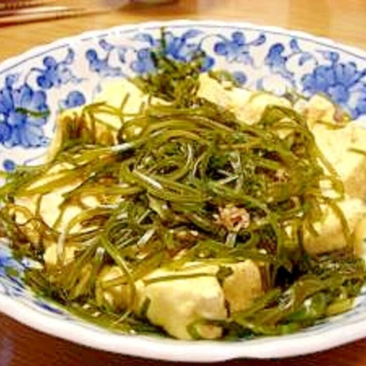 厚揚げと切り昆布の煮物